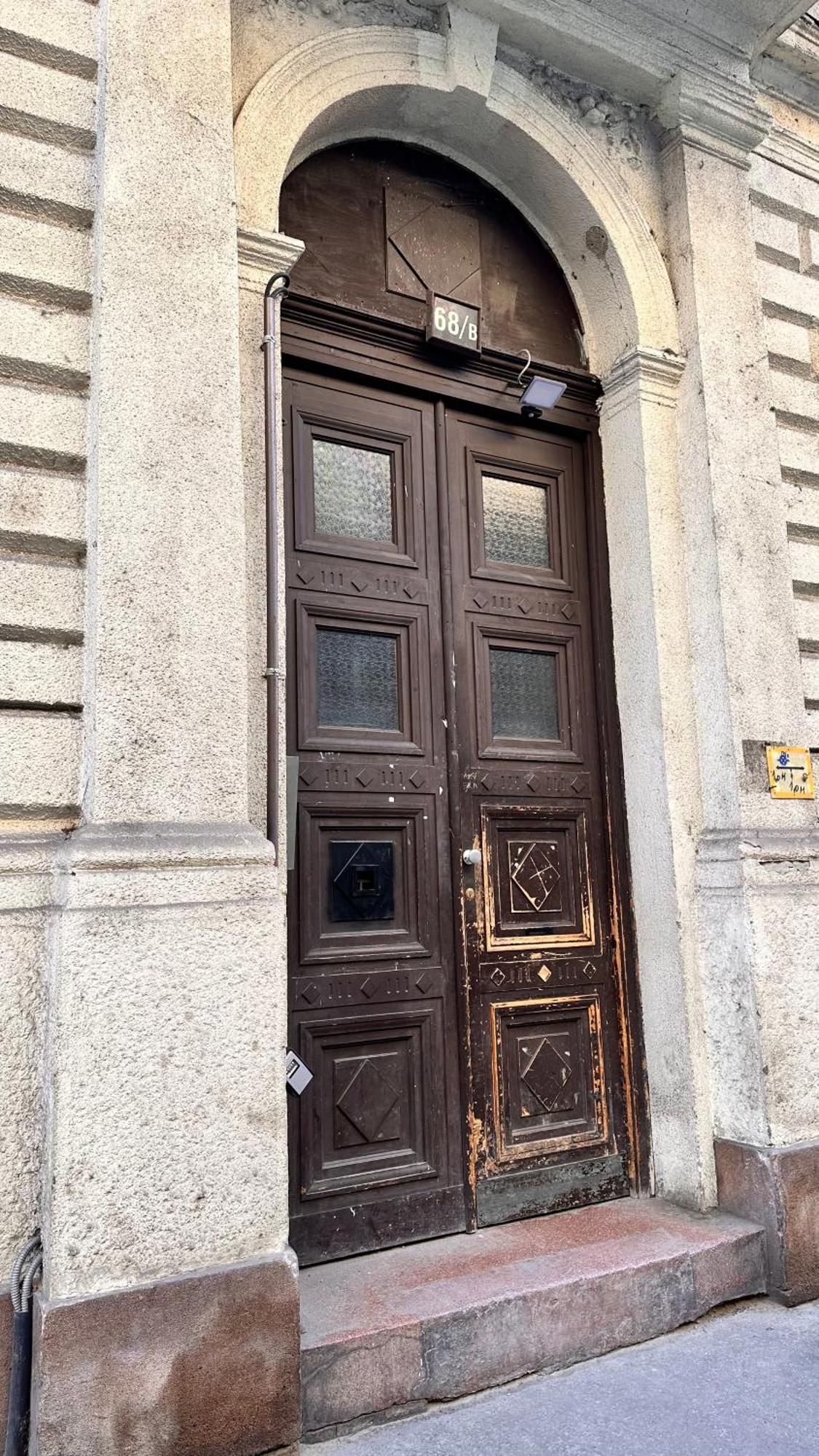 Home, Far Away From Home 2 Budapesta Exterior foto